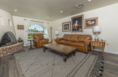 Desert Hills Estates House | Tranquil Green Valley Getaway, Hike, Relax & Spot Rare Birds!