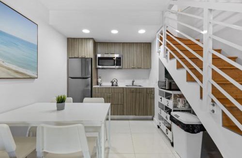 West Avenue Apartment | Tranquil Retreat, Comfortable Condo in Miami Beach