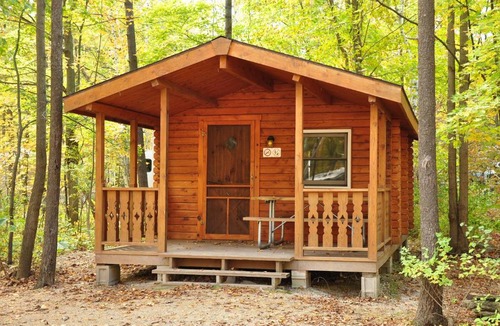 Sturgeon Bay Resort | Tranquil Timbers Cabin 11