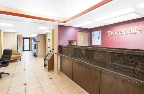 Romulus Hotel | Travelodge by Wyndham Romulus Detroit Airport