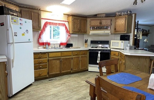 Park Falls House | Tree Top Retreat on the Peaceful Flambeau River!