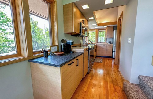 Schroeder House | Treehouse - Lake Superior - Schroeder, MN - Cascade Vacation Rentals
