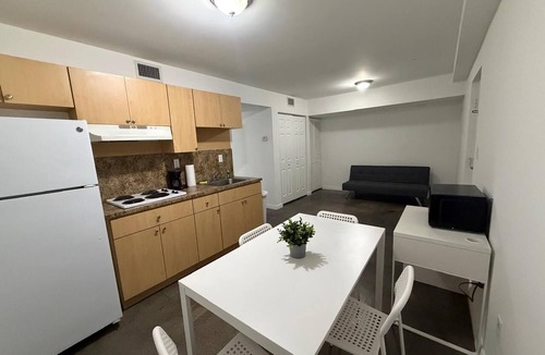 Hialeah Apartment | Triangle Suites LLC