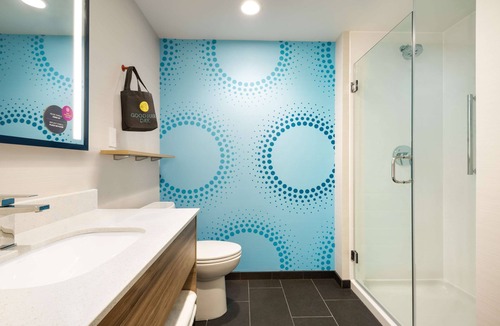 Cedar Rapids - Iowa City Hotel | Tru by Hilton Cedar Rapids Westdale