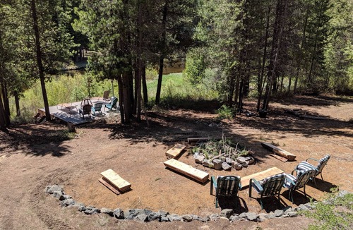 Crescent Cabin | Two Cabin On Crescent Creek, Saltwater Hot-Tub, bring horses. StarLink Internet