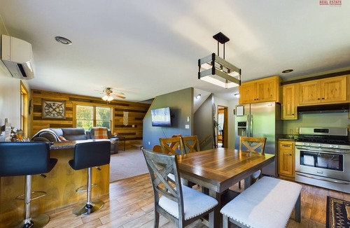 Munising House | U.P. Getaway, Close to Miners Castle, Hiking