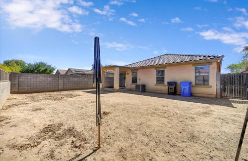 South Mountain House | Ufa's