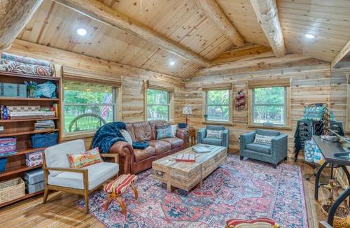 Blanco House | Ultimate Riverfront Retreat! Blanco Family Cabin