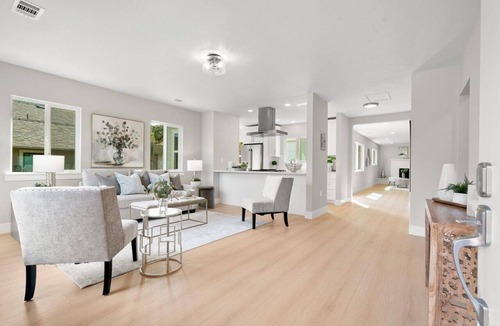 Monterey House | Unforgettable vacation house in desirable New Monterey!