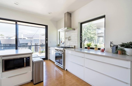 Alphabet Historic District House | Unique 8 BR Private Home in Pearl District