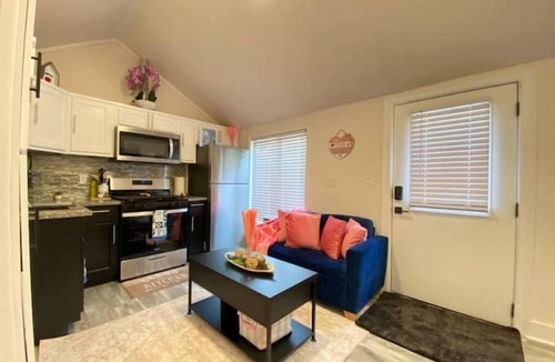 Homestead Apartment | Unique-Studio Apt. Across OHSU Hospital