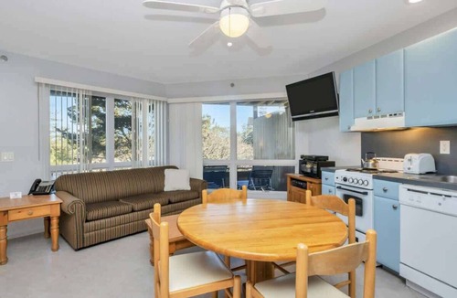 Napeague Apartment | Unit 1011: Studio | 1st Floor-Garden View | Starfish