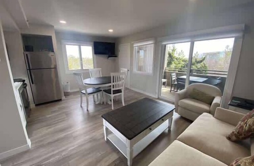 Napeague Apartment | Unit 1711: 1-Bedroom | 1st Floor-Ocean Front | Ocean Edge