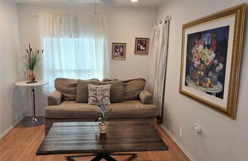 Garfield Apartment | Unit 4 - Walkable Roosevelt Row 1BR 1BA Downtown Stay