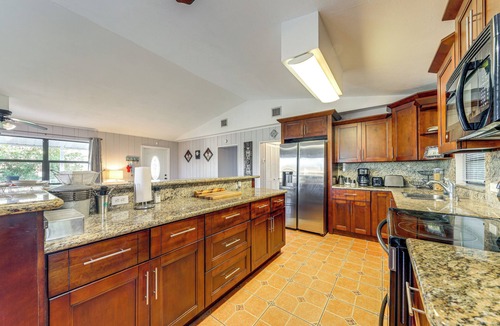 Eden Pines House | Unwind in the Keys! Extended-Stay Big Pine Home