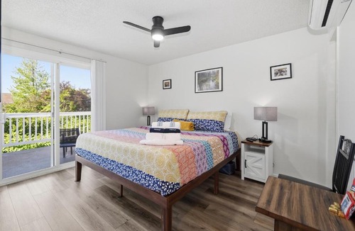 Friendly Apartment | UO, Autzen Stadium, Matthew Knight Arena, Amazon Park #4