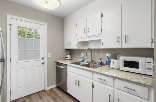 Northeast Pensacola House | Updated 2 bed w/fenced yard * Dog Friendly * Fox Den F