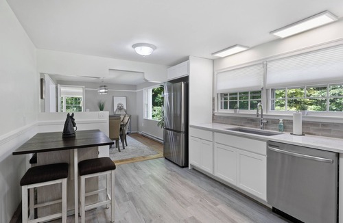 Gansevoort House | Updated Pool home - Saratoga Race Track, Skiing & Lake George! Easy I87 access