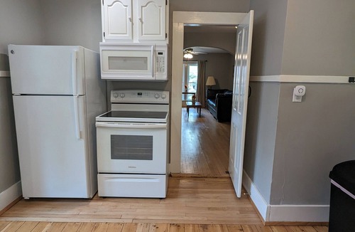 Chippewa Falls Apartment | Upper 2-bedroom apartment near down-town Chippewa Falls