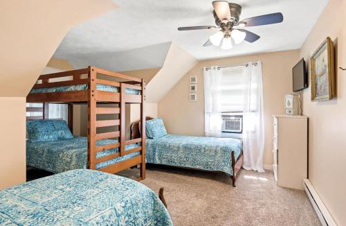 Kendall House | Upper Scott Lake Retreat - Scenic and Stunning Lakefront Home with Large Yard