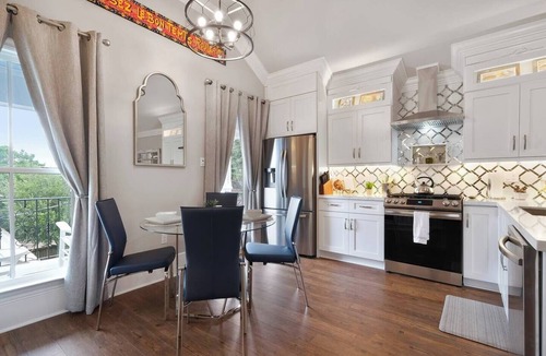 West Riverside Condo | Upscale New Orleans Penthouse | Private Elevator