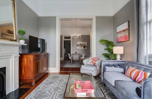 Uptown Historic District House | Uptown Cottage 2/2 - Steps to St. Charles Ave.