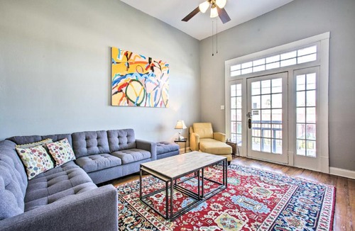 West Riverside Apartment | Uptown NOLA Apt on Magazine Street w/Backyard!