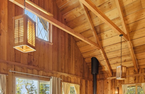 Charlevoix Cabin | Valentine Cabin offering stunning views of Lake Charlevoix