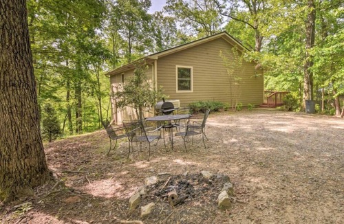 Helen Cabin | Valley View 2/2! Pool Table! Near Helen!