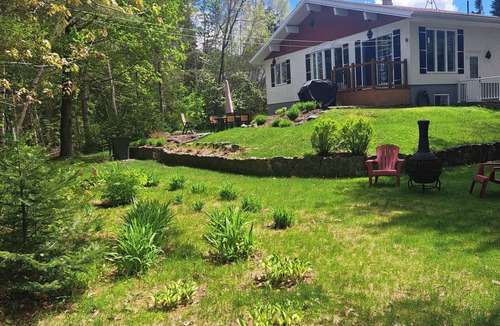 Saint-Alphonse-Rodriguez Ski Chalet | Very quiet waterfront cottage. Ideal for families.