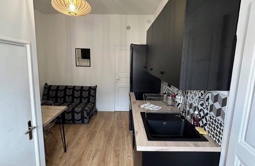 Corte Apartment | Very nice new T2 hyper center 4p wifi washing machine, quiet and bright