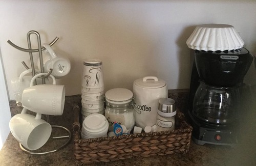Kenosha House | Victorian! Professionally Cleaned, Self Check In - Sleeps 10