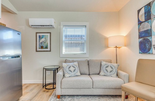 Downtown Cottage | Walk Dtwn: Updated Pensacola Gem