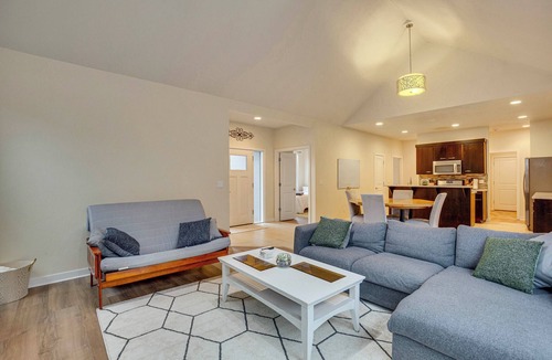 Harlow House | Walk to Autzen Stadium, 3 Mi to UO! Home w/Patio
