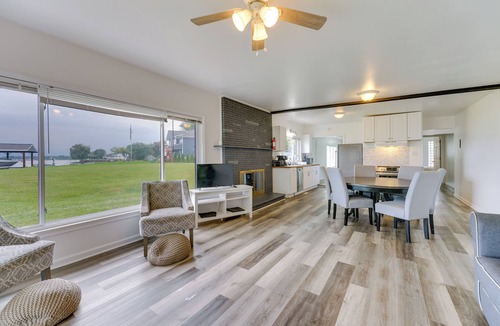 Harrison Township House | Walk to Lake St Clair - Michigan Getaway!