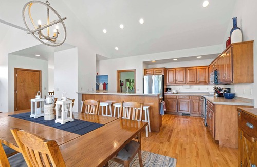 Fish Creek Condo | Walk to Shops! 3 Story Condo w/Views + Elevator