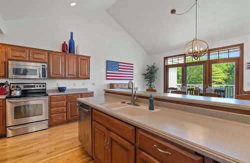 Fish Creek Condo | Walk to Shops! 3 Story Condo w/Views + Elevator
