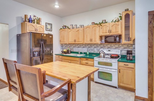 Gary Apartment | Walkable Main St Studio Near Lake Cochrane
