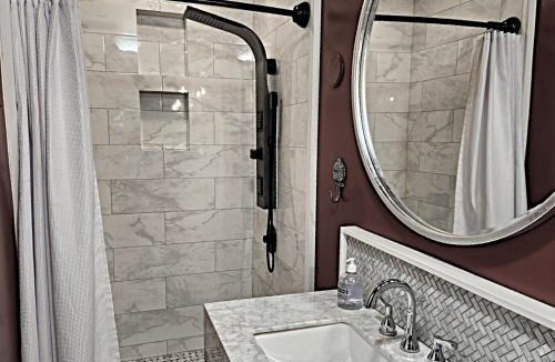 Faubourg Livaudais House | Walker Mansion on St Charles Ave - Unit 2