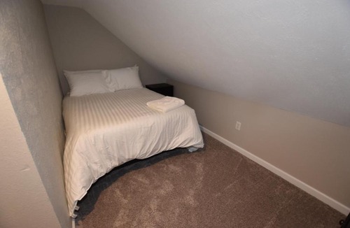 Harters Heights House | Walking distance to Notre Dame Campus, 3 bedroom 1.5 bath home.
