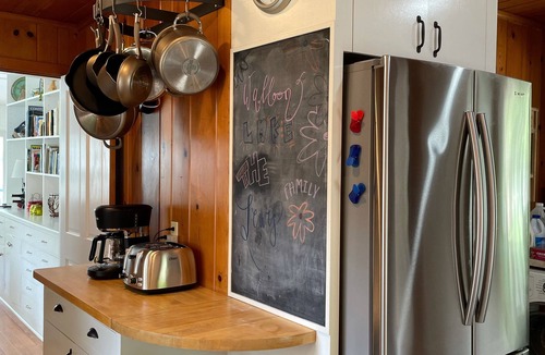 Walloon Lake Cottage | Walloon Lake Gold Coast - Three season cottage right on the water!