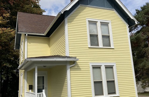 Ashtabula House | Walnut Beach Inn - close to the beach!