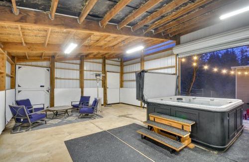 Washougal House | Washington Retreat: Fire Pit, Hot Tub & Ping Pong!