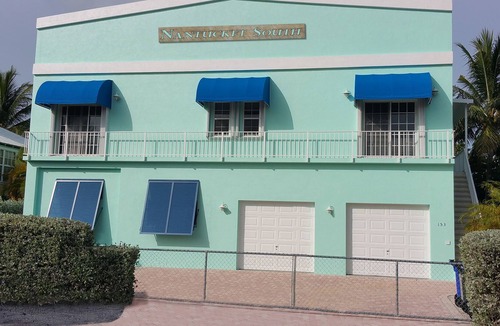White Marlin Beach House | Waterfront 6 Bed 3 1/2 Bath with Private Pool and Rooftop Hot Tub