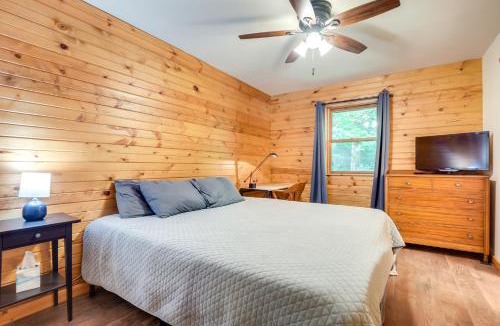 Manitowish Waters House | Waterfront Cottage w/Dock on Papoose Lake!