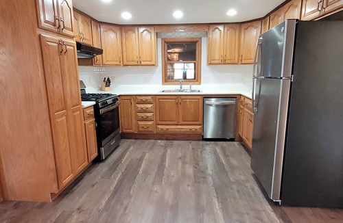 Green Bay House | Waterfront Cottage with sand beach near Lambeau & Door County!