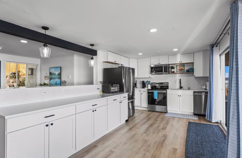 Shelton House | Waterfront Escape- Beach front, hot tub, oysters, canal views