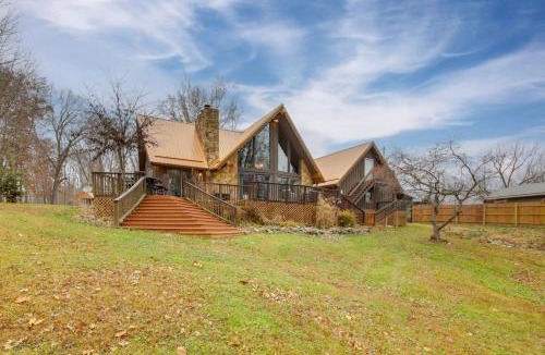 Sullivan House | Waterfront Gem w/Private Dock on Sullivan Lake!