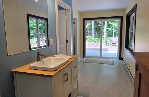 Winter House | Waterfront home on Chippewa RivernNewly constructed. Sleeps 4, accom. up to 6