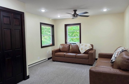 Winter House | Waterfront home on Chippewa RivernNewly constructed. Sleeps 4, accom. up to 6